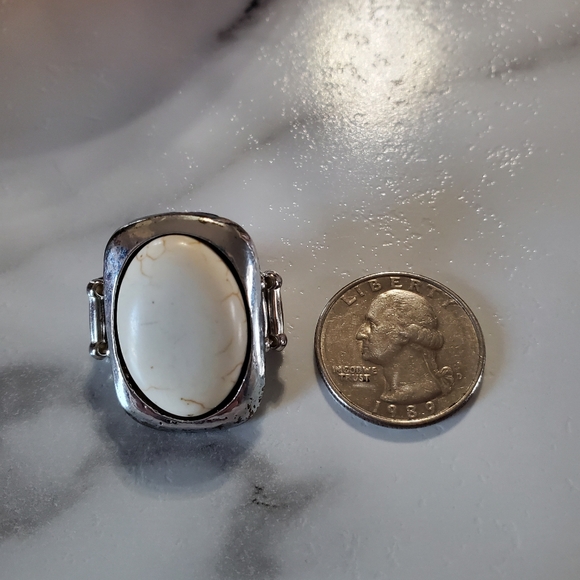 White Stone Silver Tone Stretch Band  💥3 for $24💥 - Picture 8 of 16